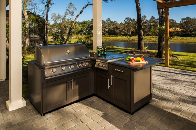 Smart and Stylish Small Outdoor Kitchen Ideas for Any Space Smart and Stylish Small Outdoor Kitchen Ideas for Any Space